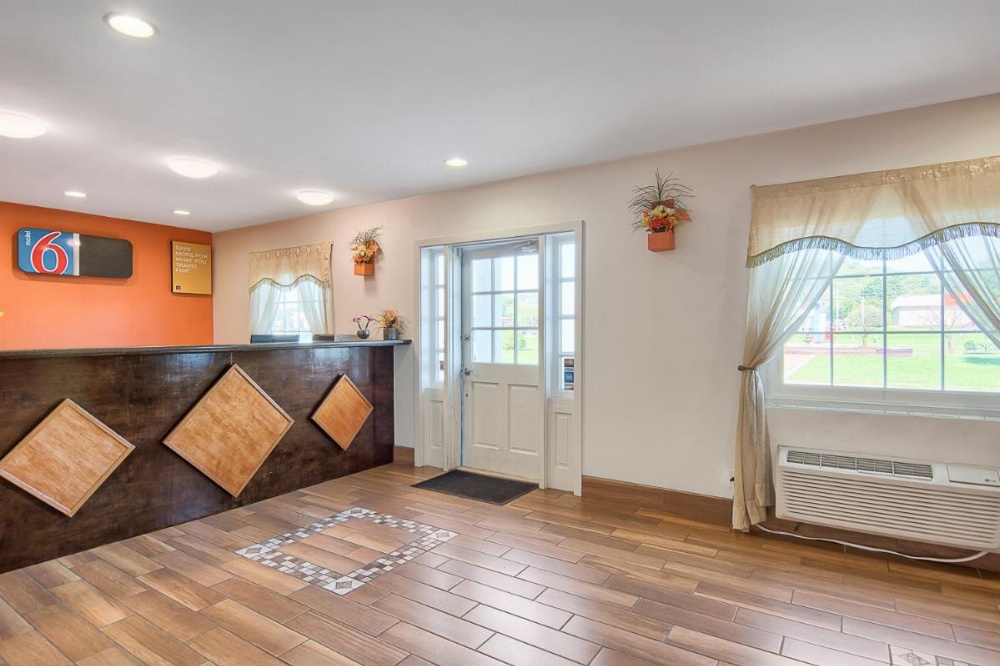 Motel 6-Harrisonburg, VA - South